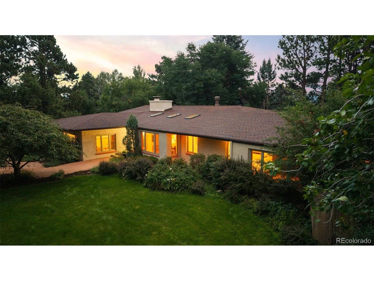 15 El Encanto, Colorado Springs, CO 80906