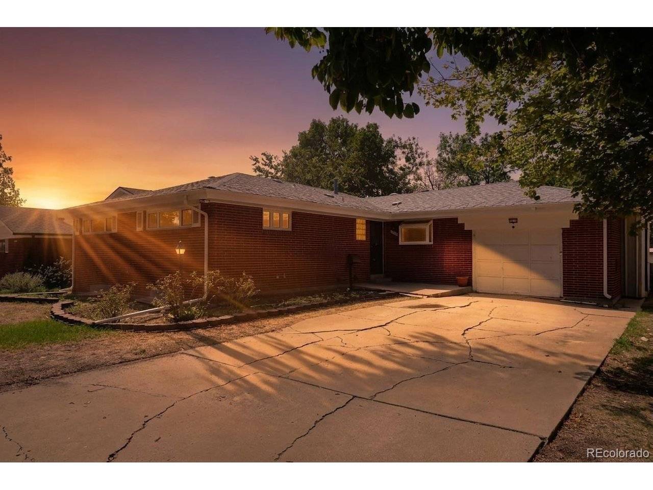 1011 Jamaica, Aurora, CO 80010