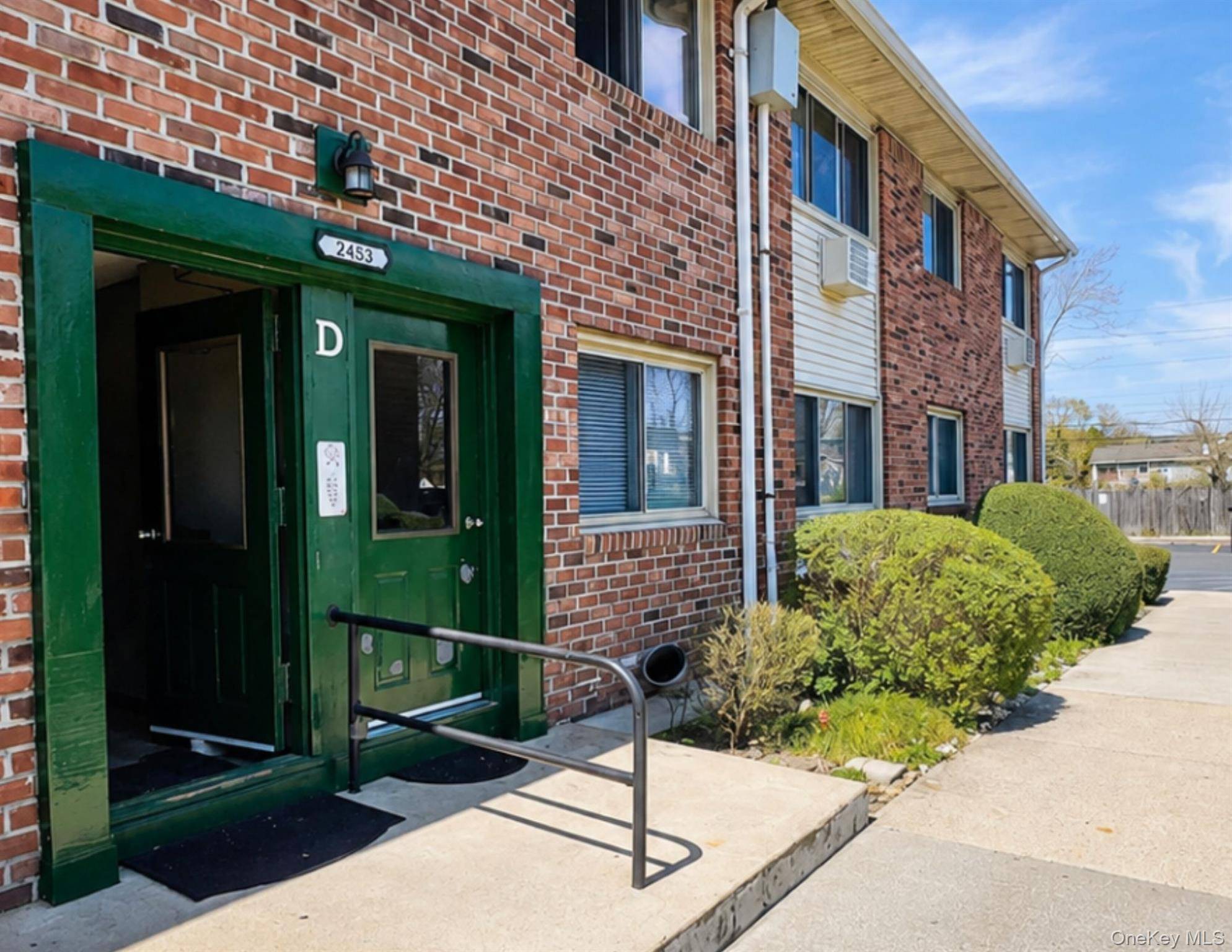2453 D Union BLVD #4A, Islip, NY 11751