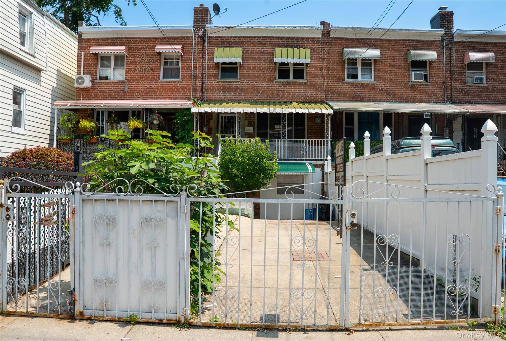 3830 Barnes AVE, Bronx, NY 10467