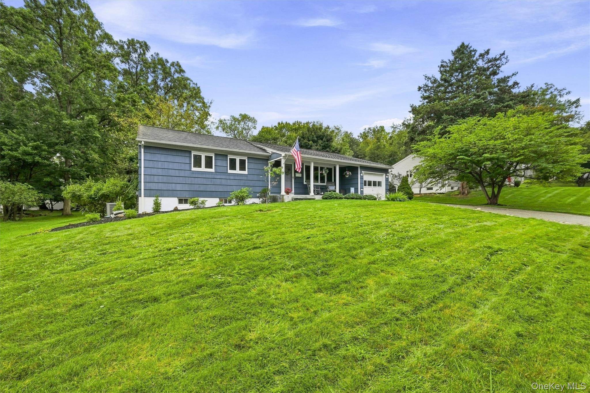 3 Richard DR, West Nyack, NY 10994