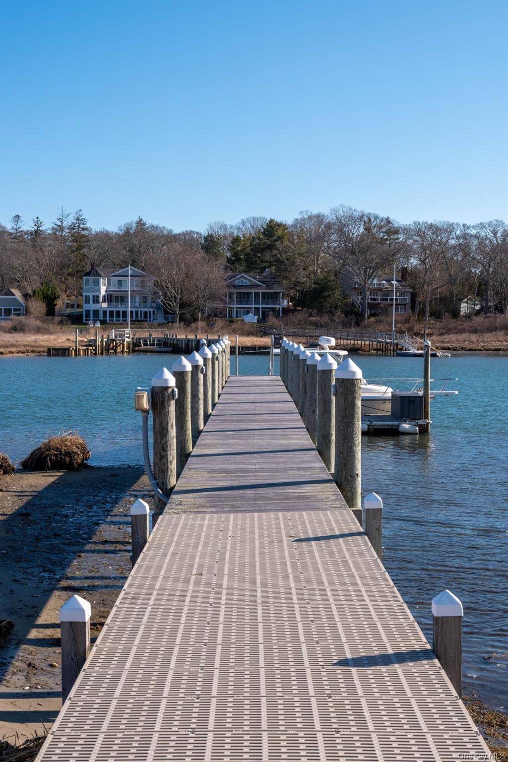 1940 Mason DR, Cutchogue, NY 11935