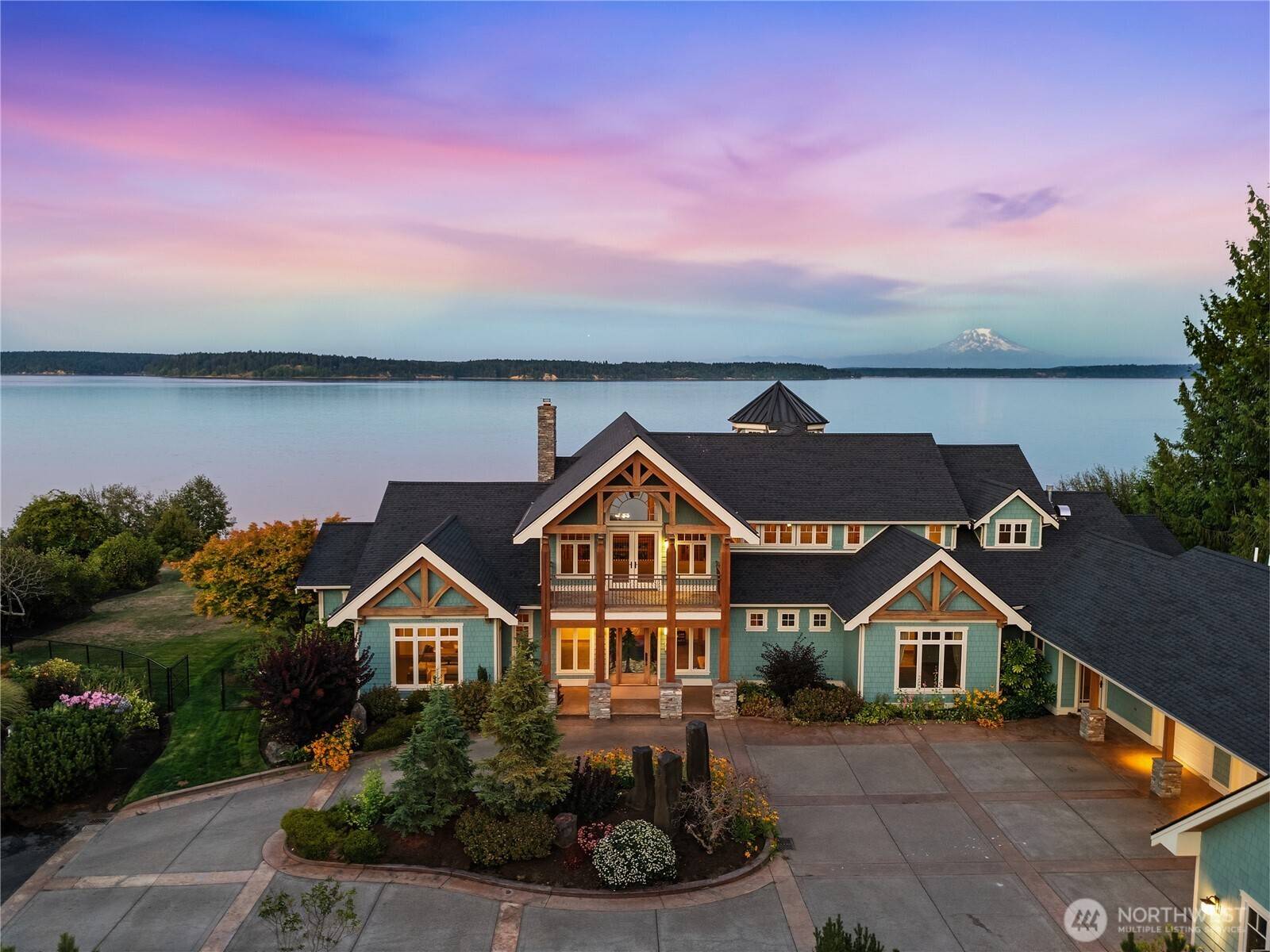 6943 NE 76th AVE, Olympia, WA 98506