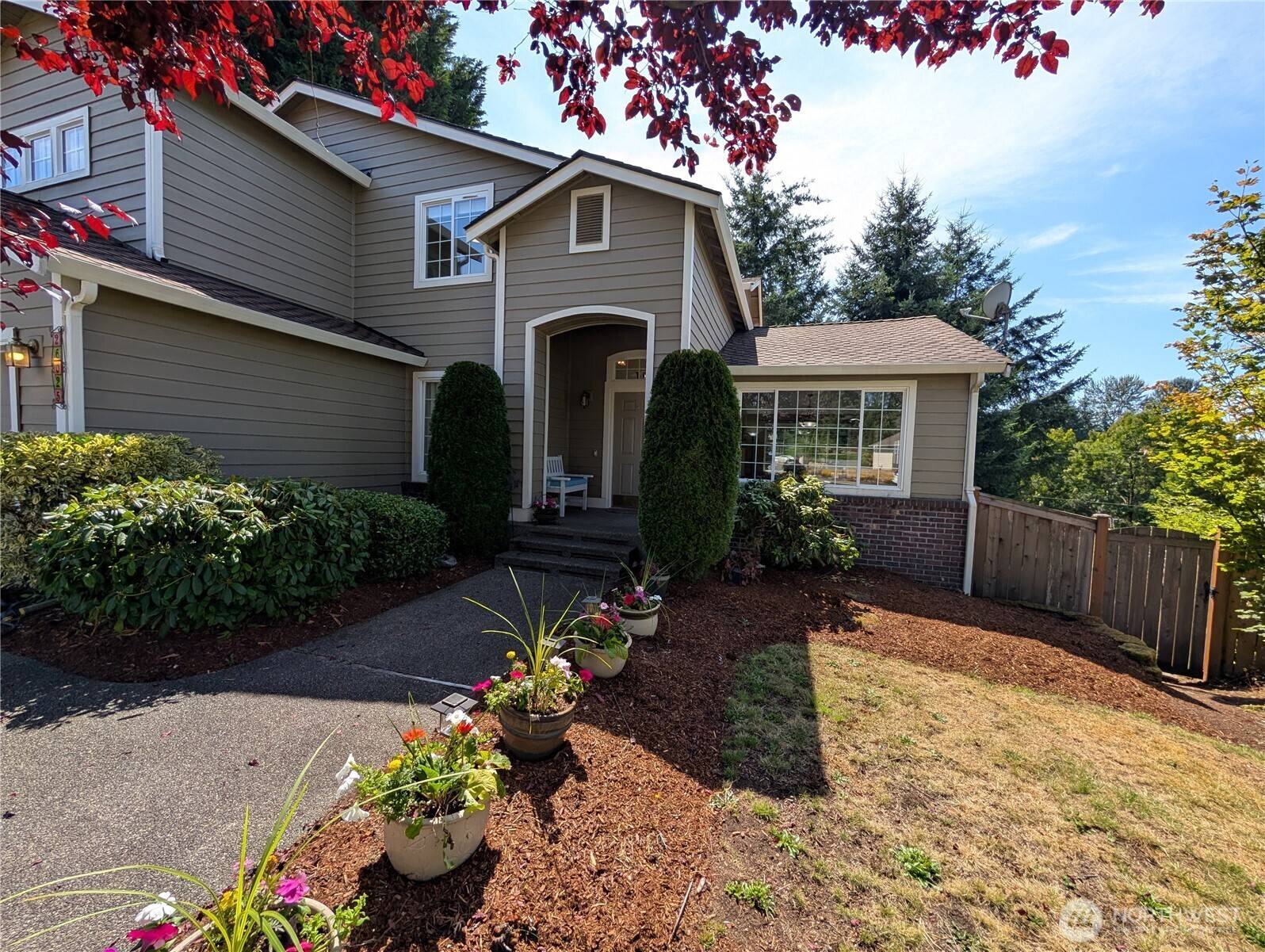 26025 157th AVE SE, Covington, WA 98042