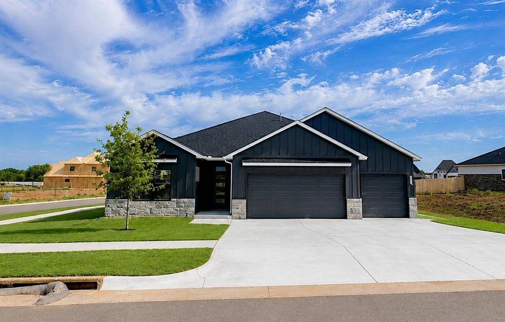 4225 NW 180th ST, Edmond, OK 73012