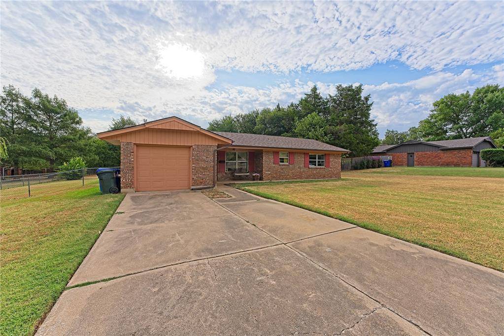 2529 Wildwood LN, Norman, OK 73071