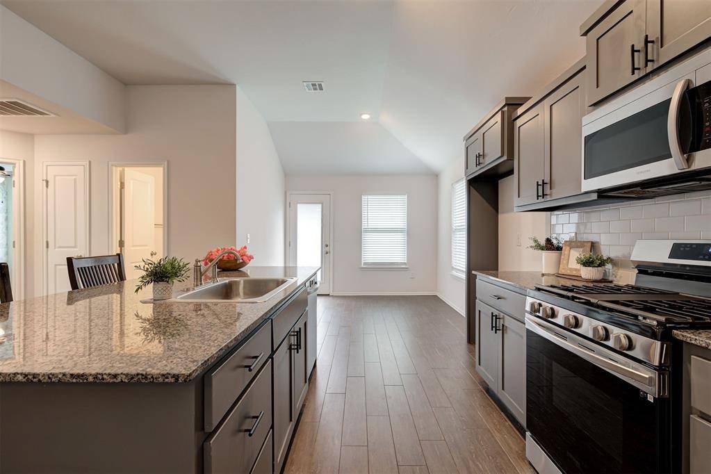 3717 Central Park DR, Moore, OK 73160