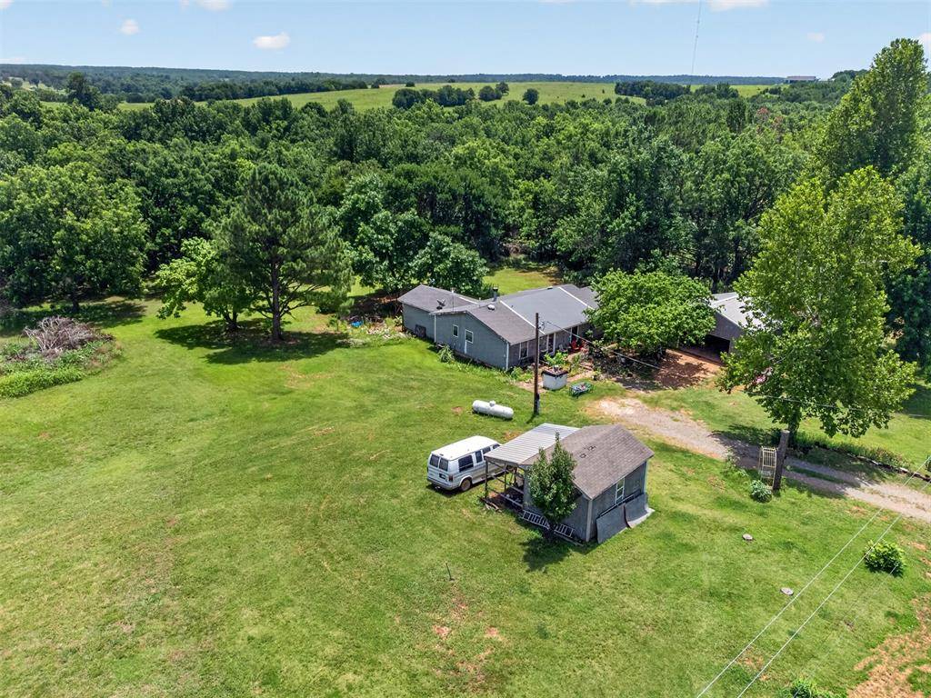 980574 S Oaktree RD, Wellston, OK 74881