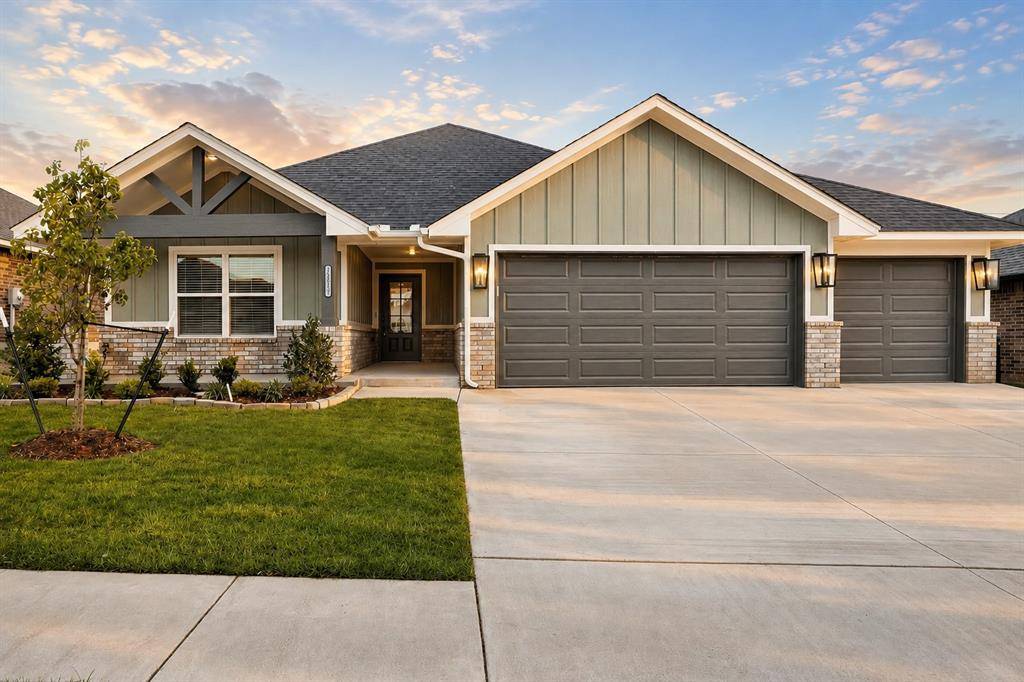 12017 NW 121st CIR, Yukon, OK 73099