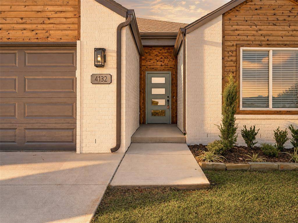 4132 Overlook PASS, Edmond, OK 73025