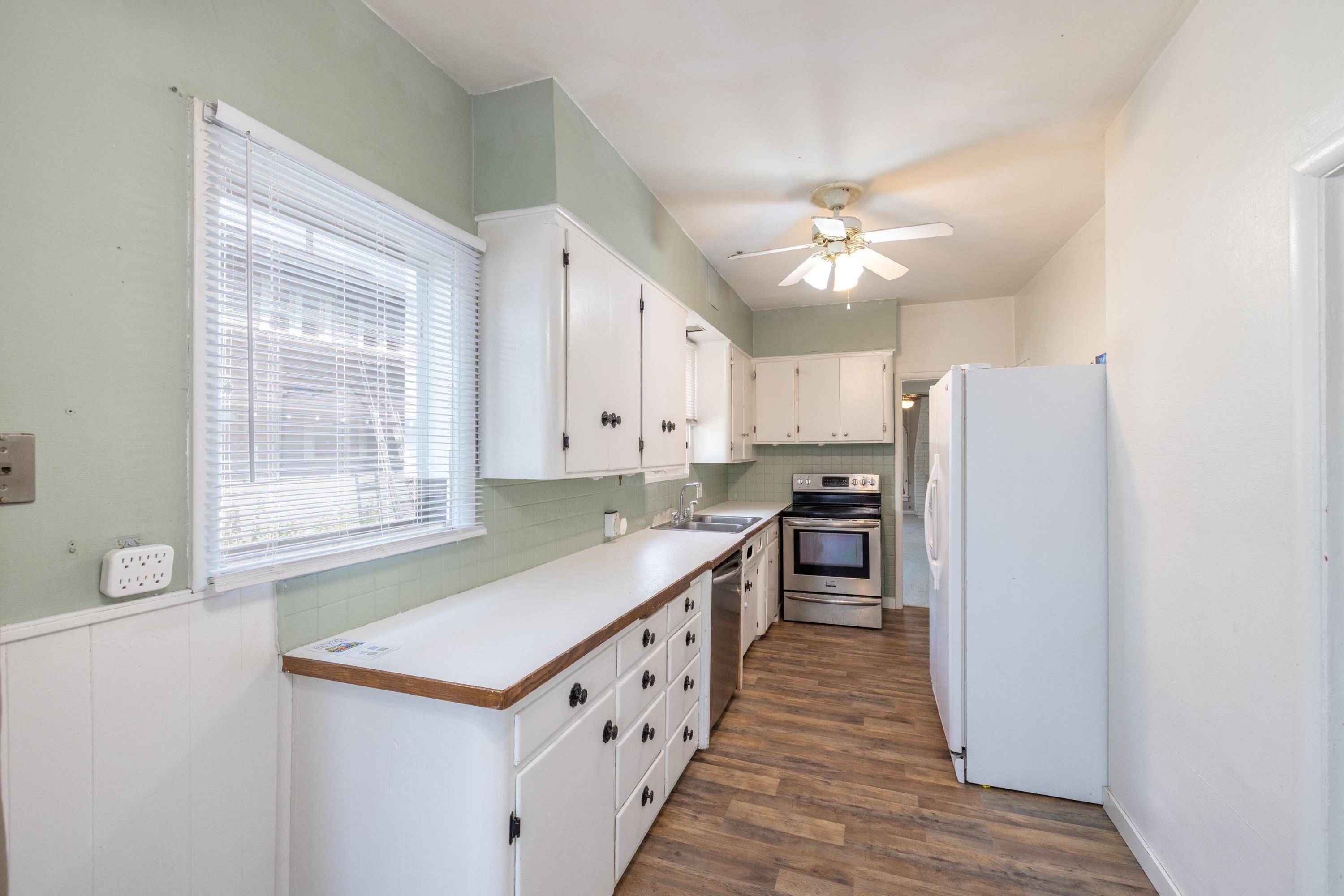 824 E Gordon Ave, Spokane, WA 99207