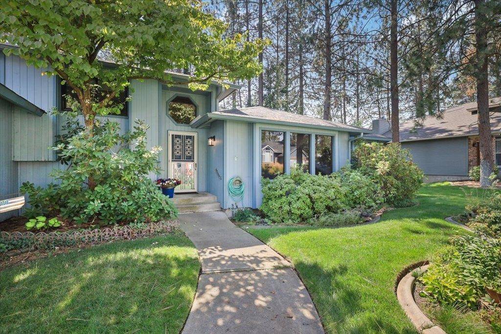 207 W Woodway Ave, Spokane, WA 99218