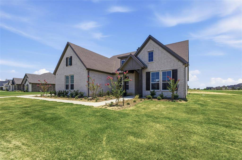 12117 Clastic Court, Krum, TX 76249