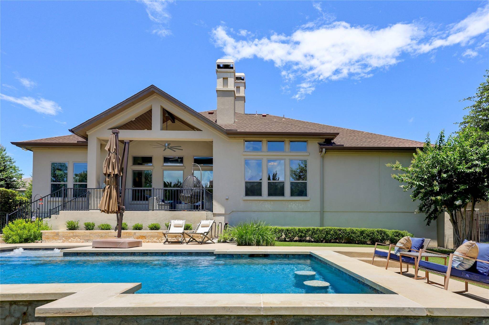 802 Crestone Stream DR, Lakeway, TX 78738