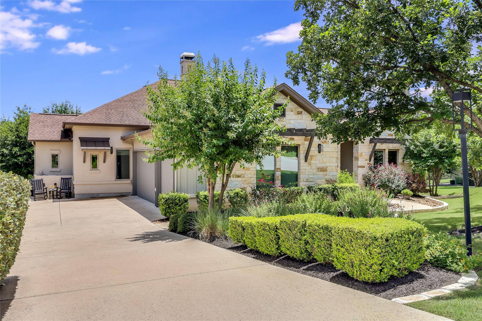802 Crestone Stream DR, Lakeway, TX 78738