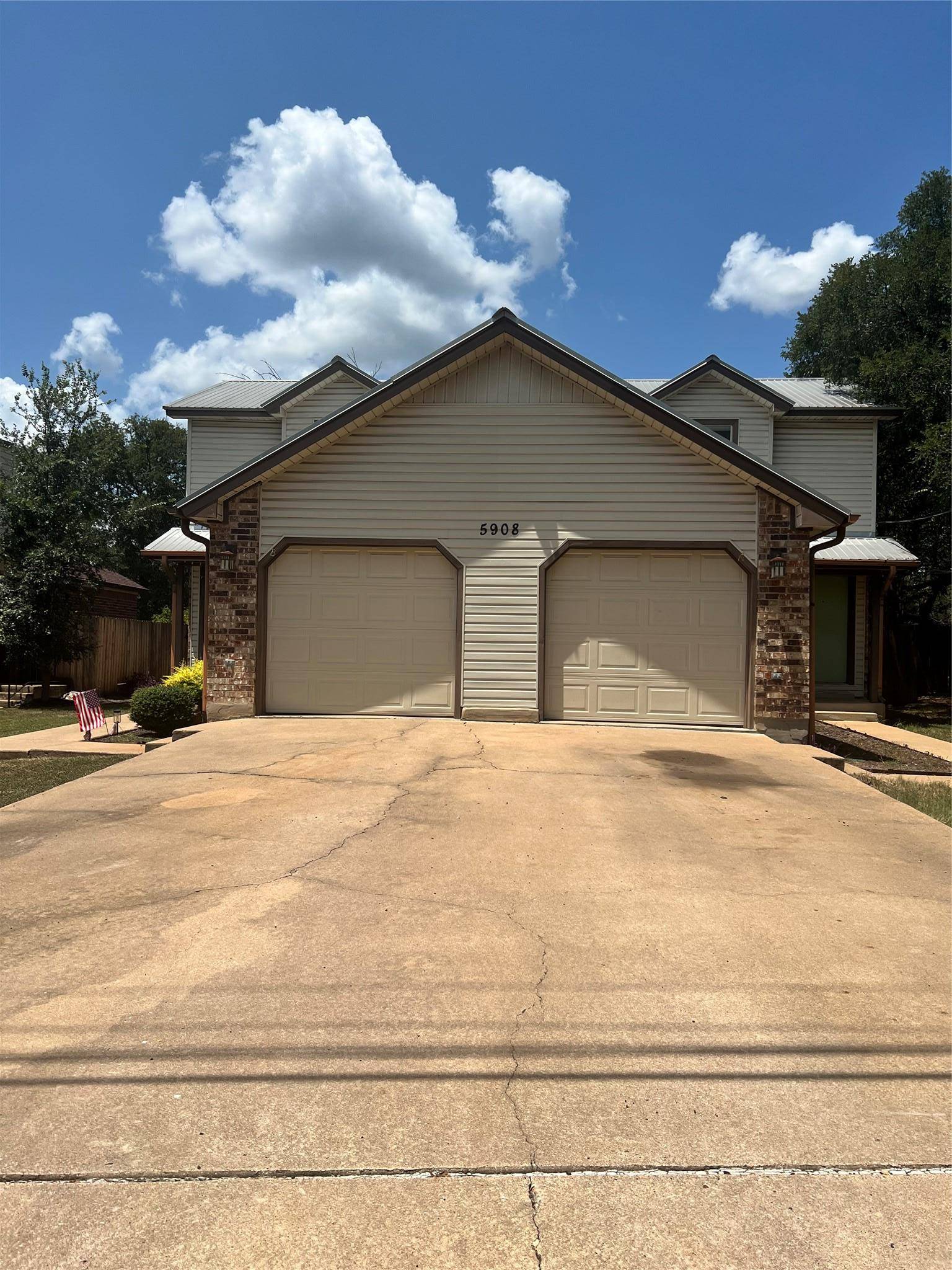 5908 Parkwood DR #A, Austin, TX 78735