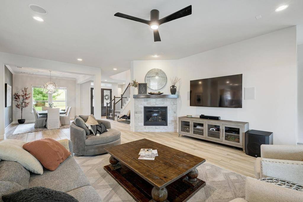 249 Townes CT, Dripping Springs, TX 78620