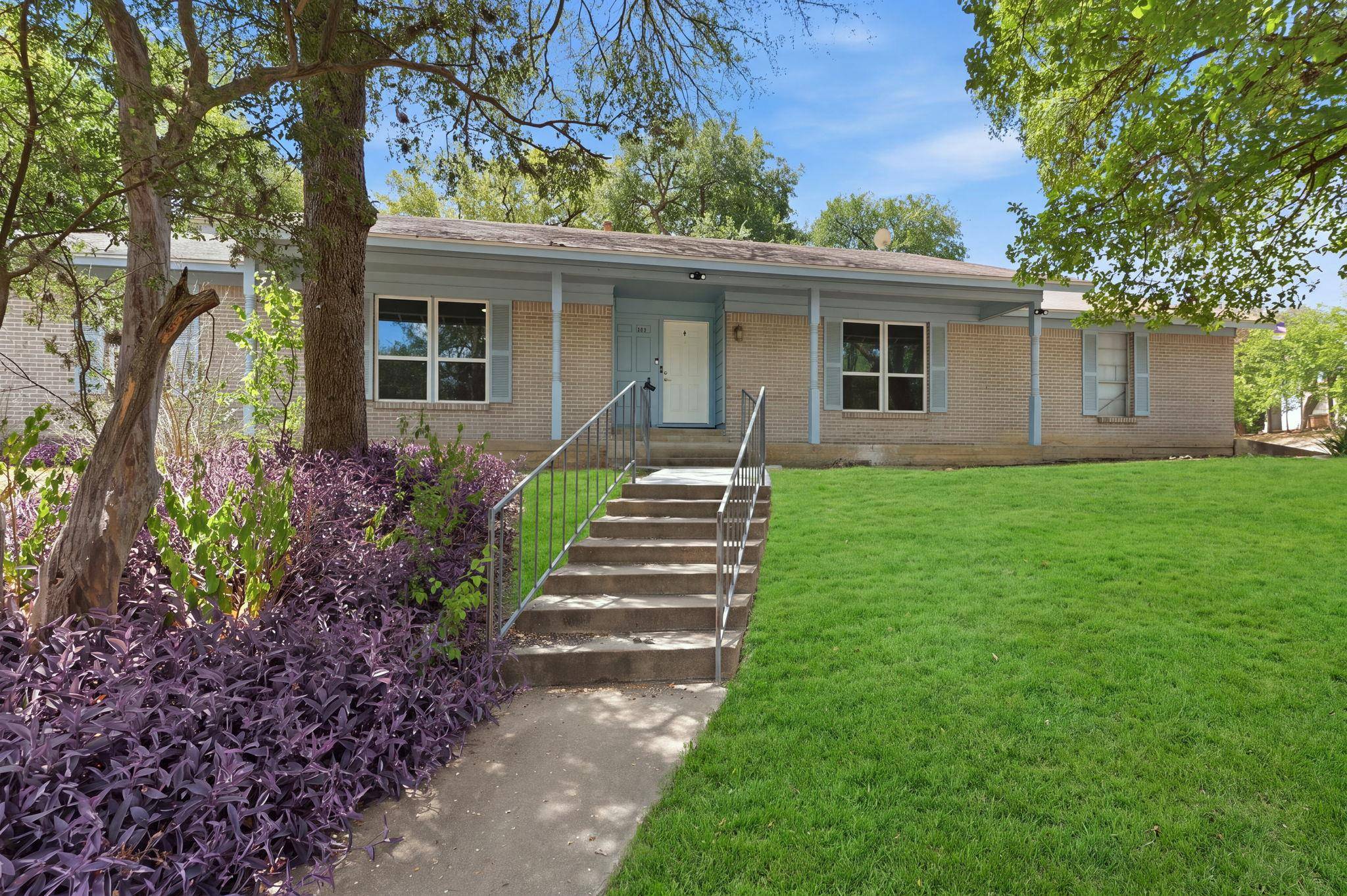 6108 Cherrylawn CIR, Austin, TX 78723