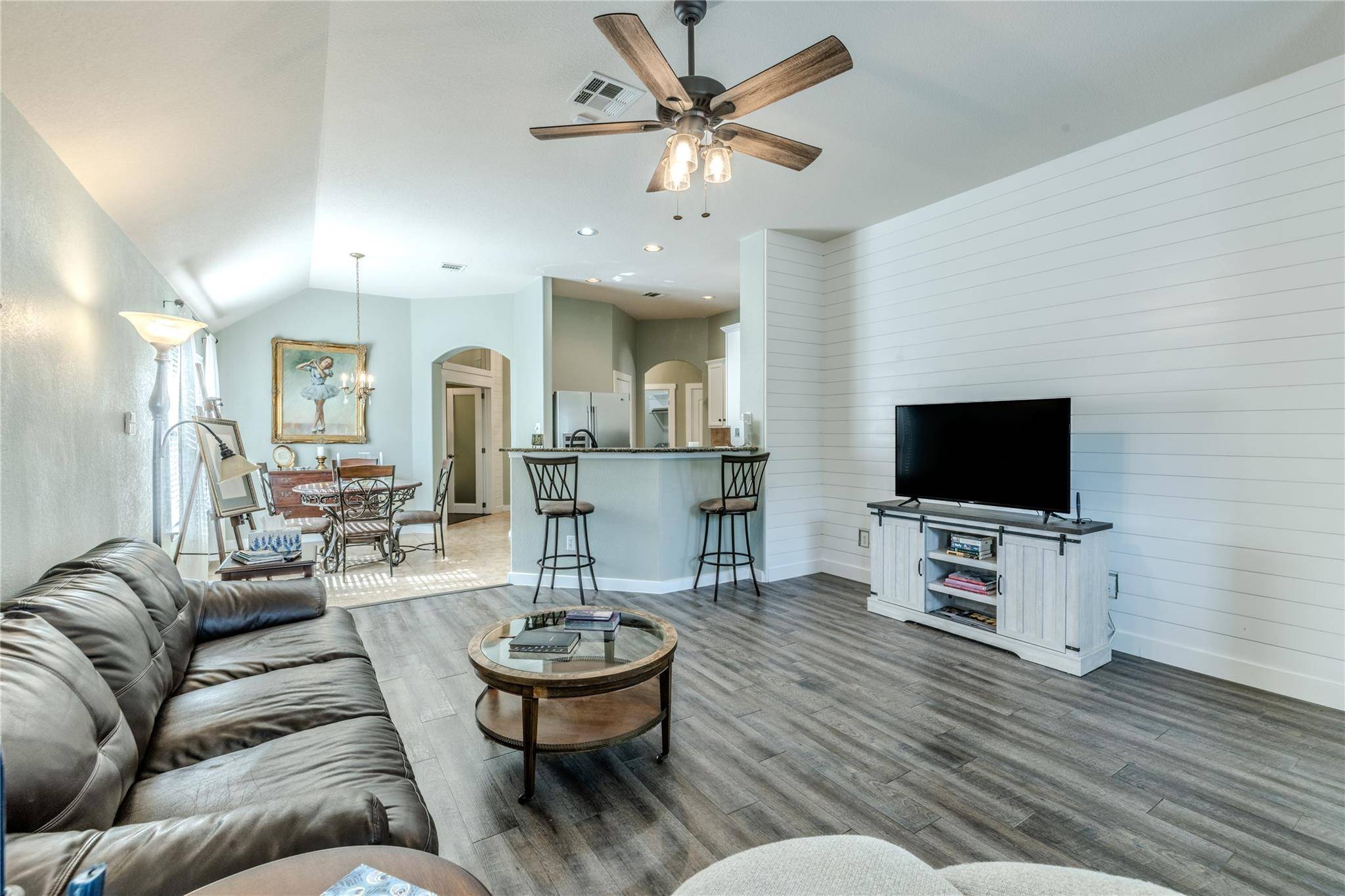 1089 Hot Spring VLY, Buda, TX 78610