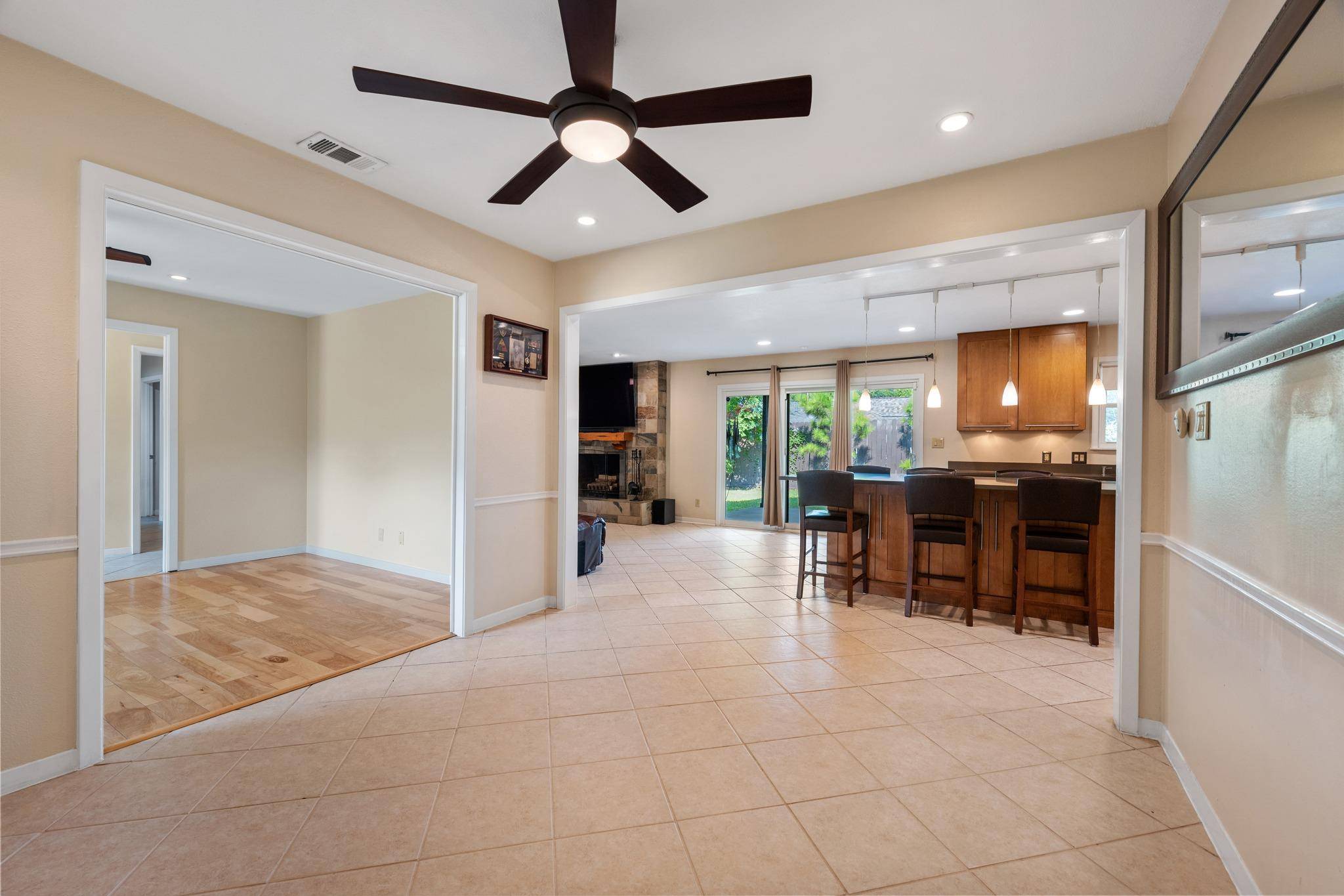 8612 Stillwood LN, Austin, TX 78757