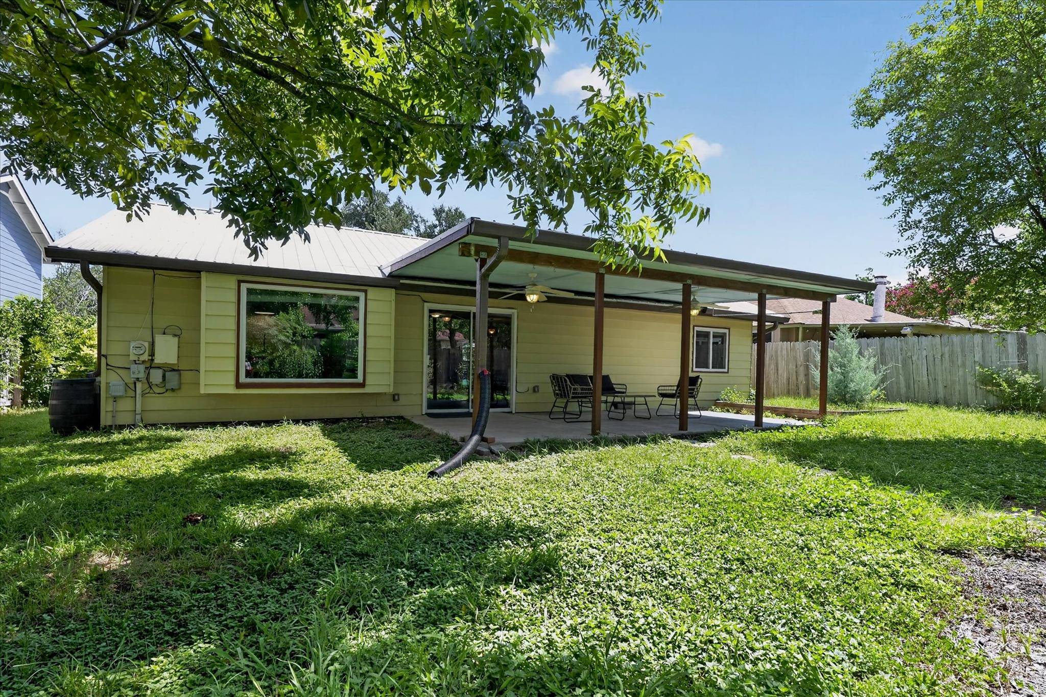 1213 Dunstan DR, Austin, TX 78745