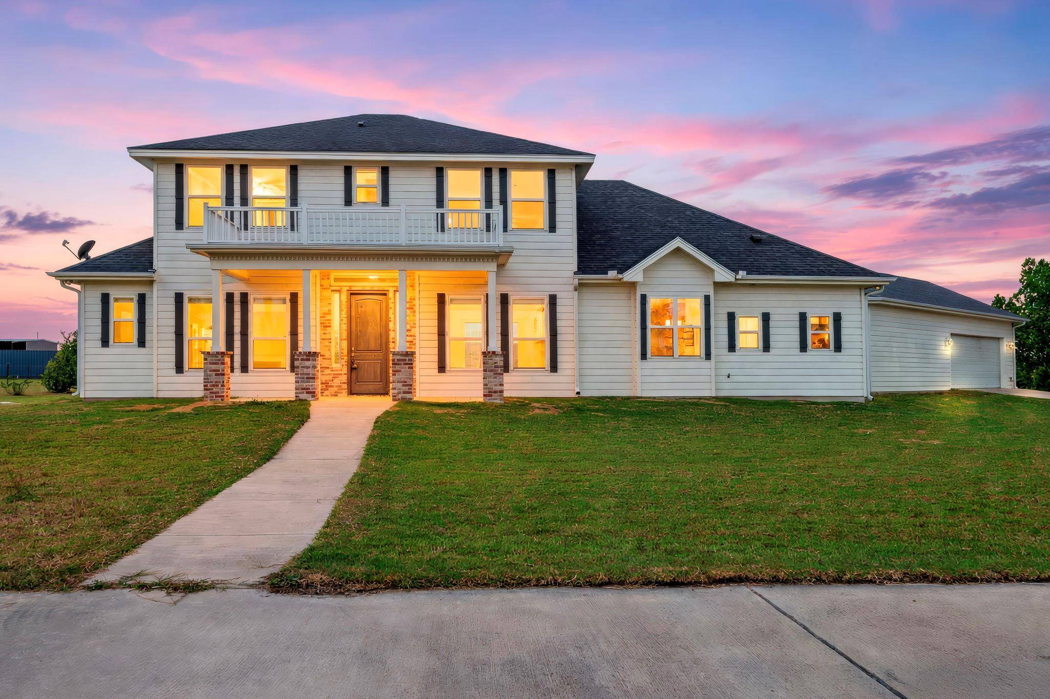 10160 Wallace RD, Holland, TX 76534