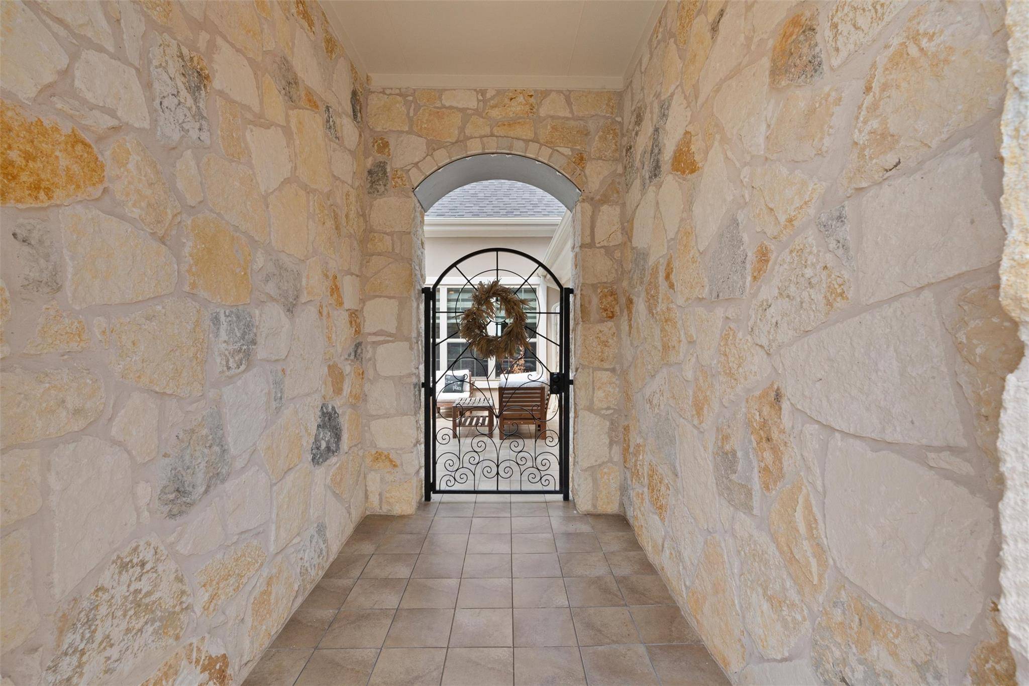 2700 War Wagon WAY, Leander, TX 78641