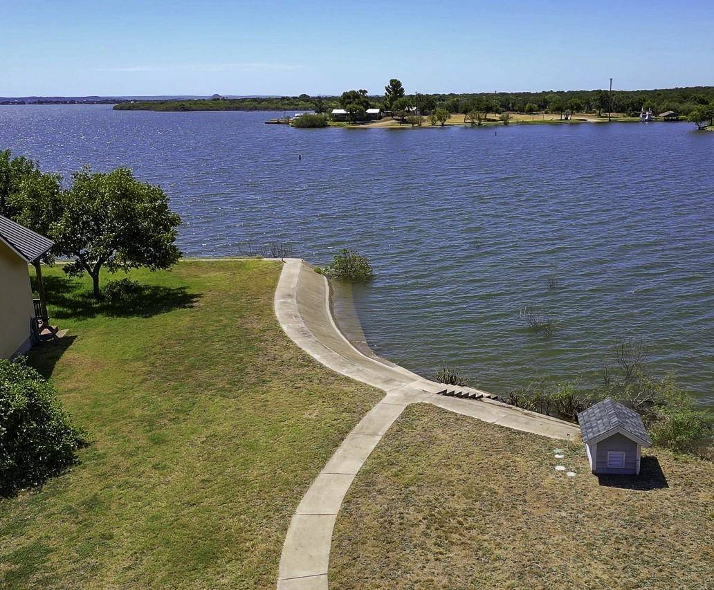 1813 Spring St., Tow, TX 78672