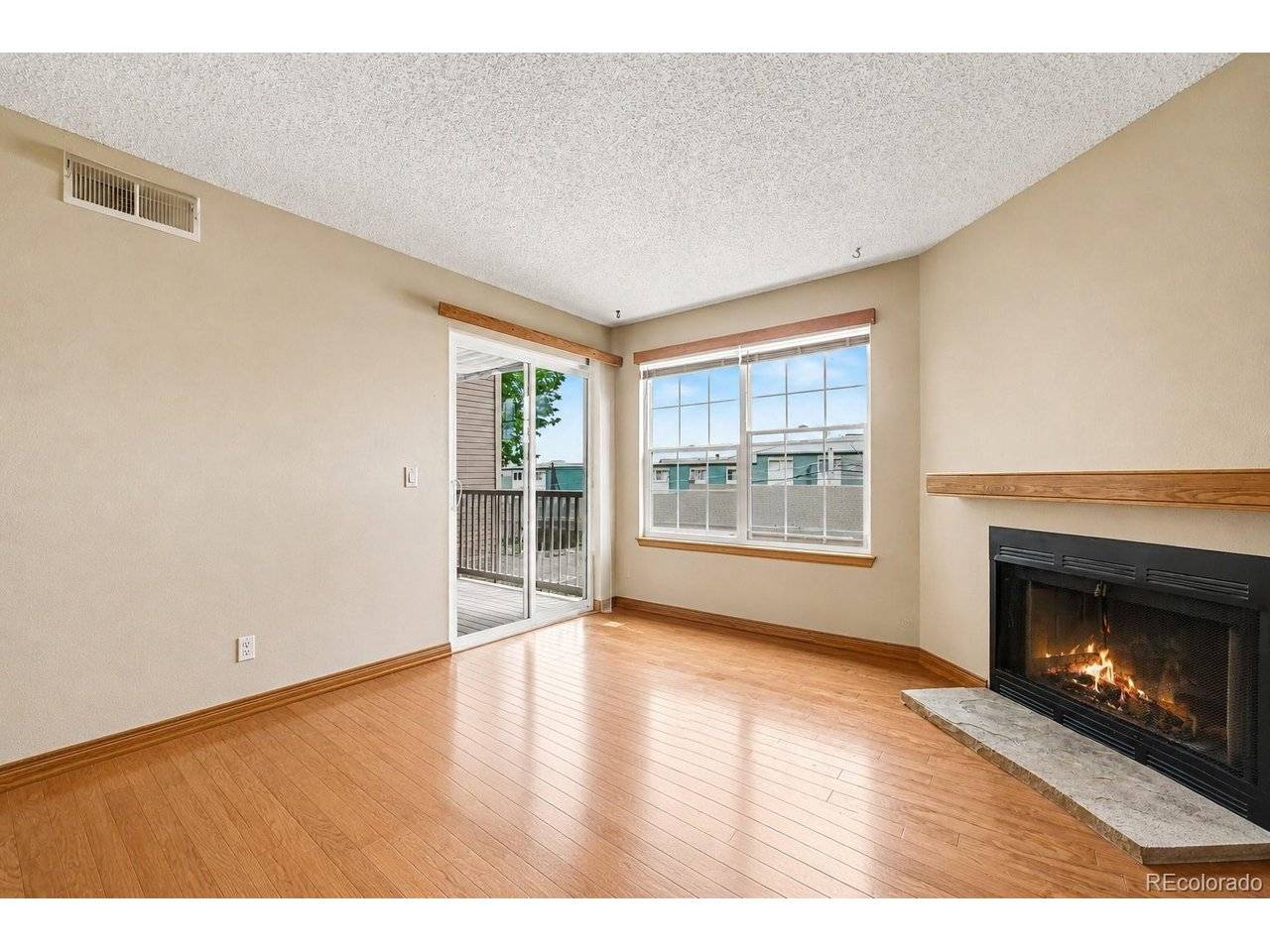 5706 W Asbury #202, Lakewood, CO 80227