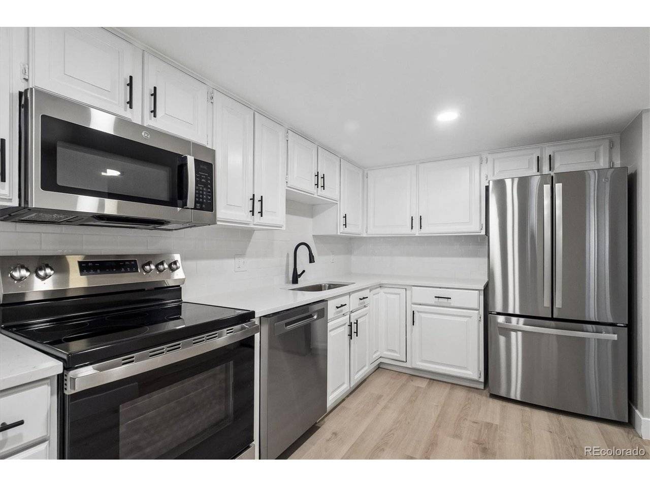 13901 E Marina #102, Aurora, CO 80014