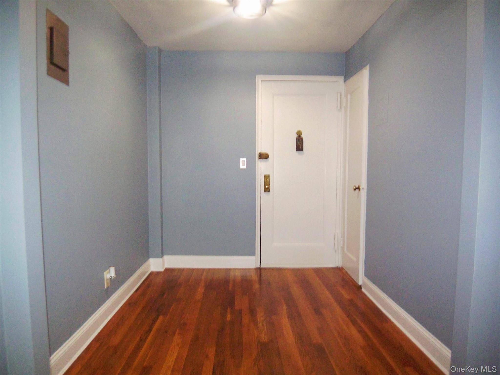 485 E Lincoln AVE #105, Mount Vernon, NY 10552
