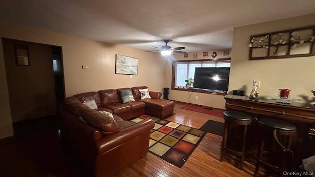 1240 Langdon BLVD, Rockville Centre, NY 11570