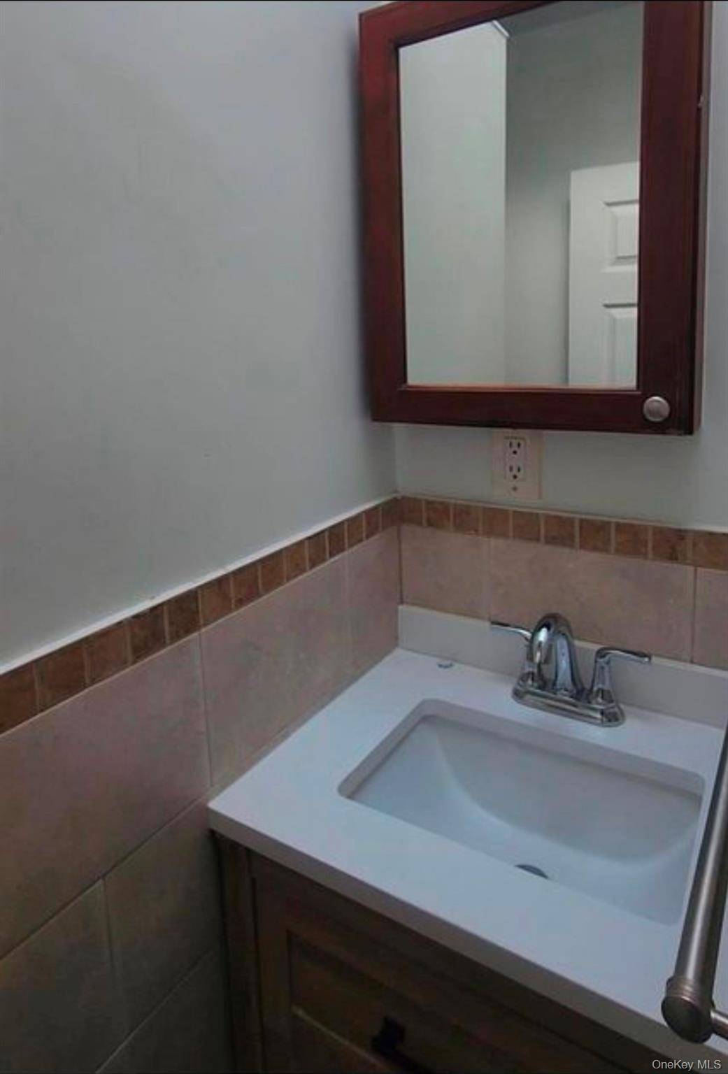 120-15 Jamaica Ave #2, Richmond Hill, NY 11418