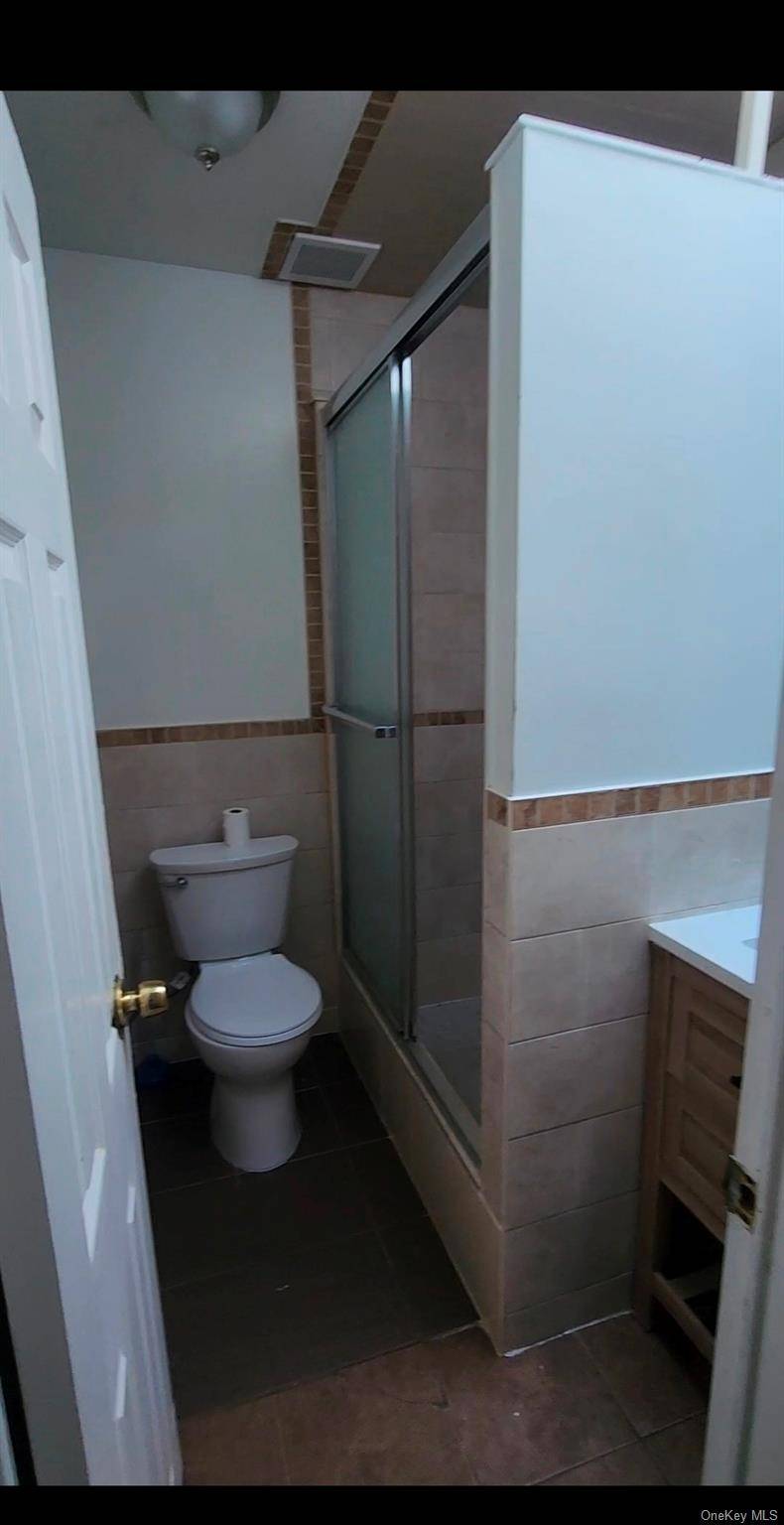 120-15 Jamaica Ave #2, Richmond Hill, NY 11418