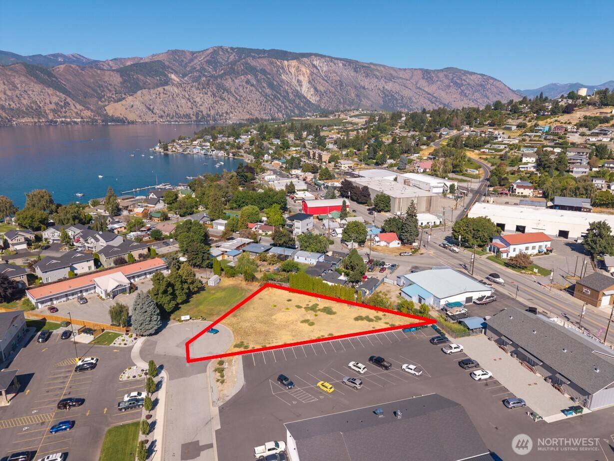 1 Wapato CT, Manson, WA 98831