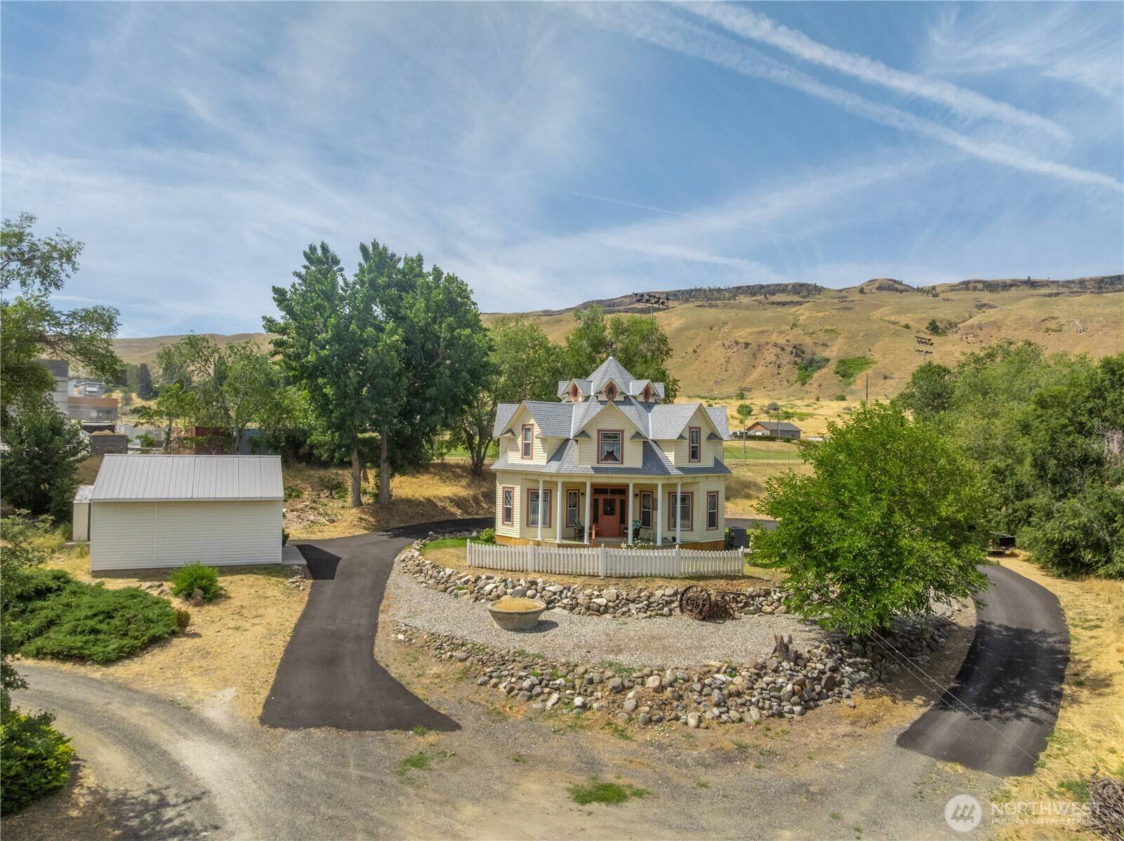600 12th ST, Bridgeport, WA 98813