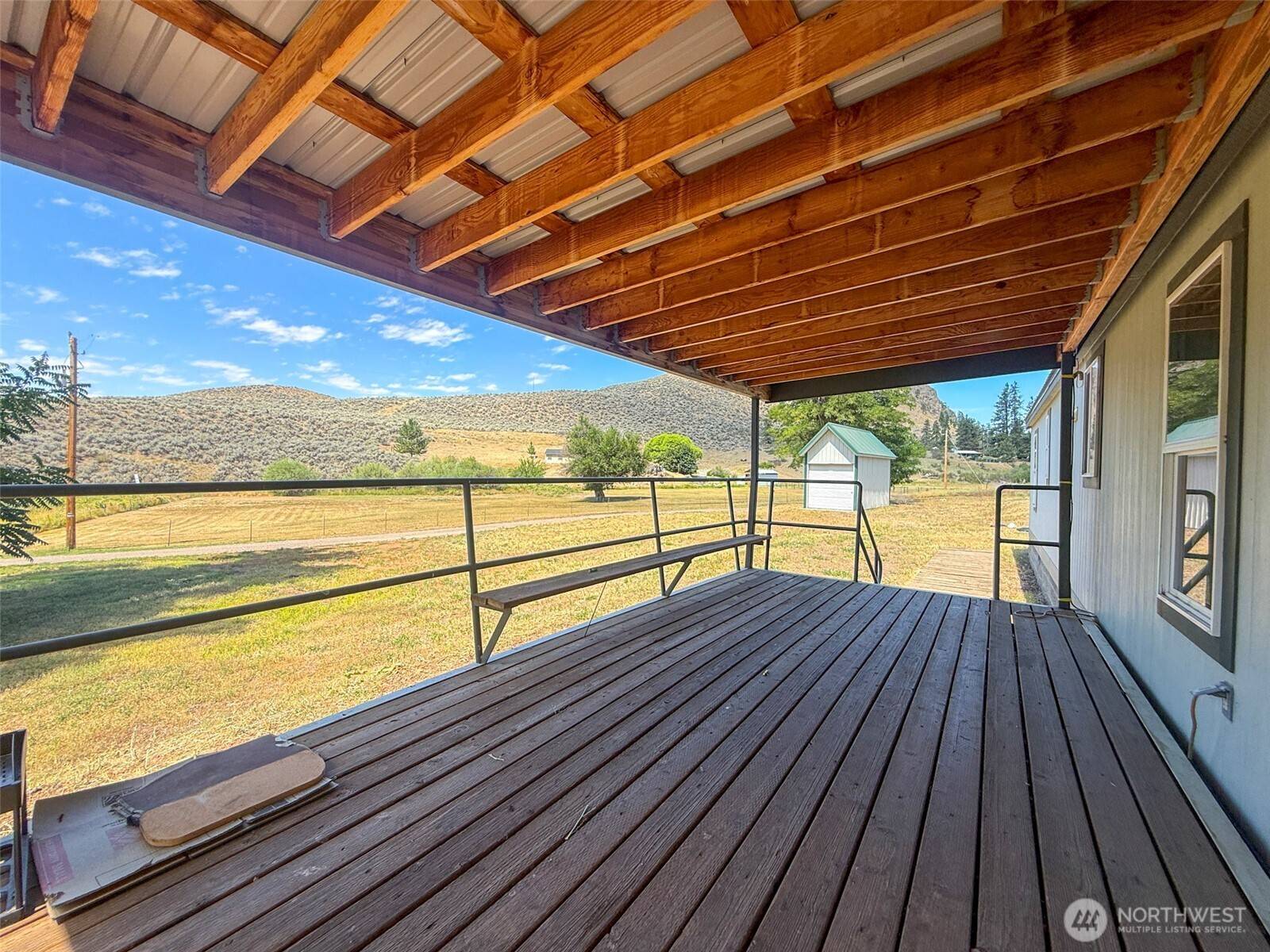 87 Canyon Creek Rd, Oroville, WA 98844