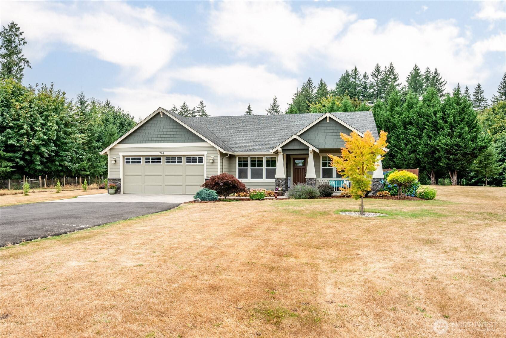 701 PH 10, Castle Rock, WA 98611