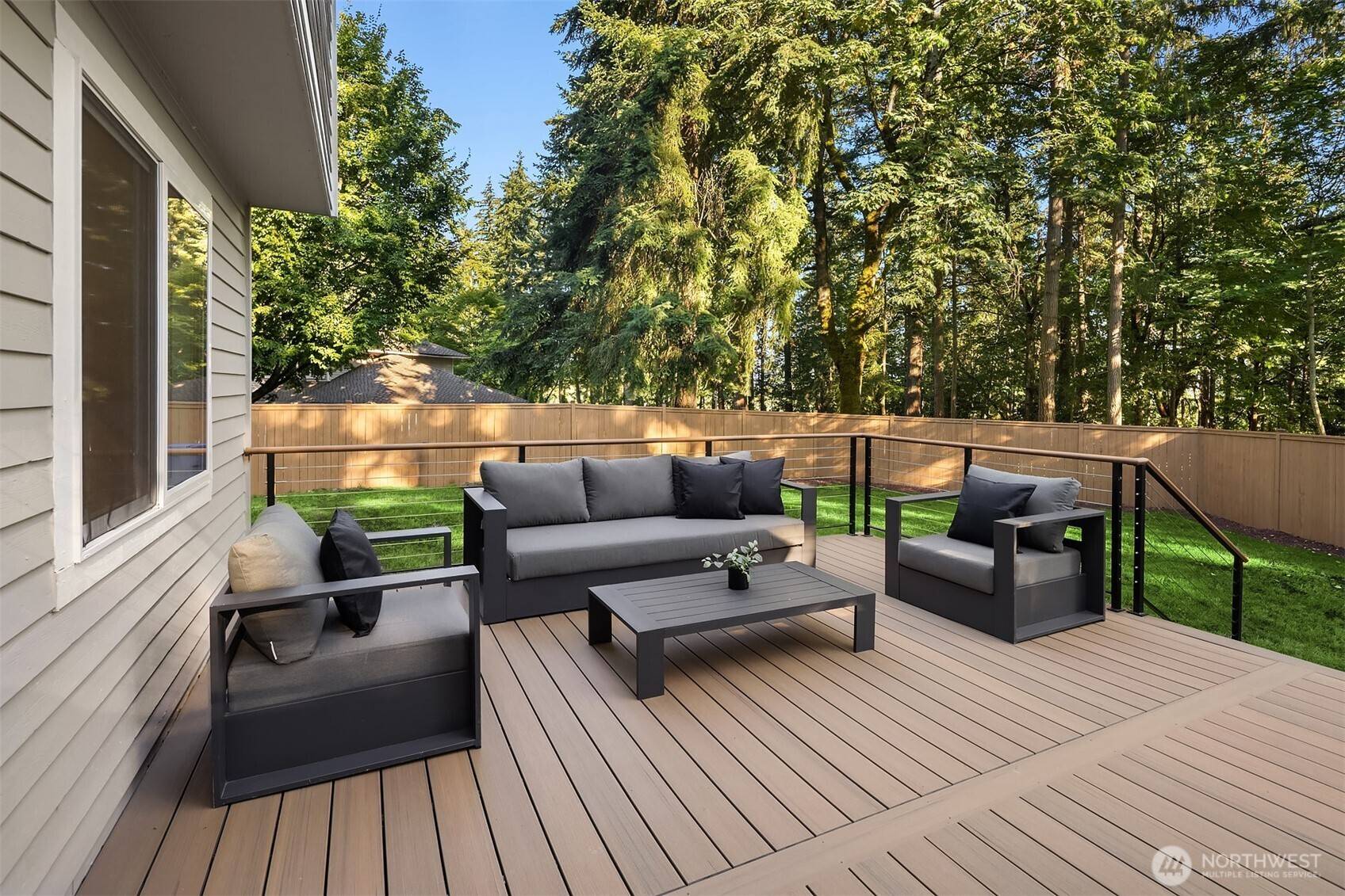 21229 NE 14th PL, Sammamish, WA 98074