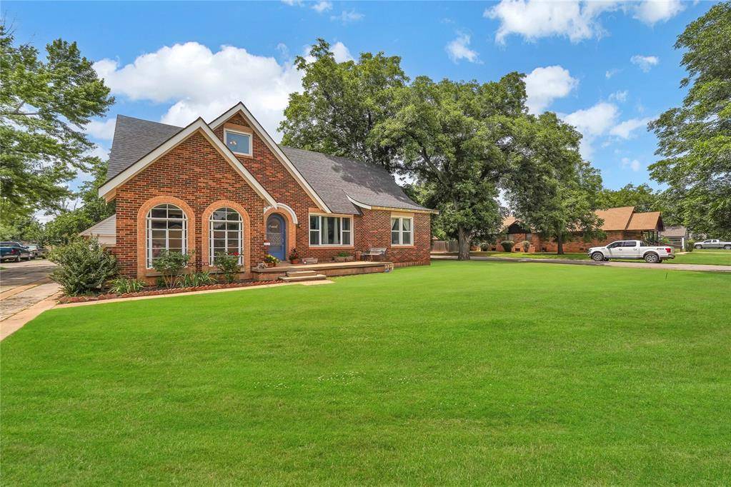 201 S Park RD, Hobart, OK 73651