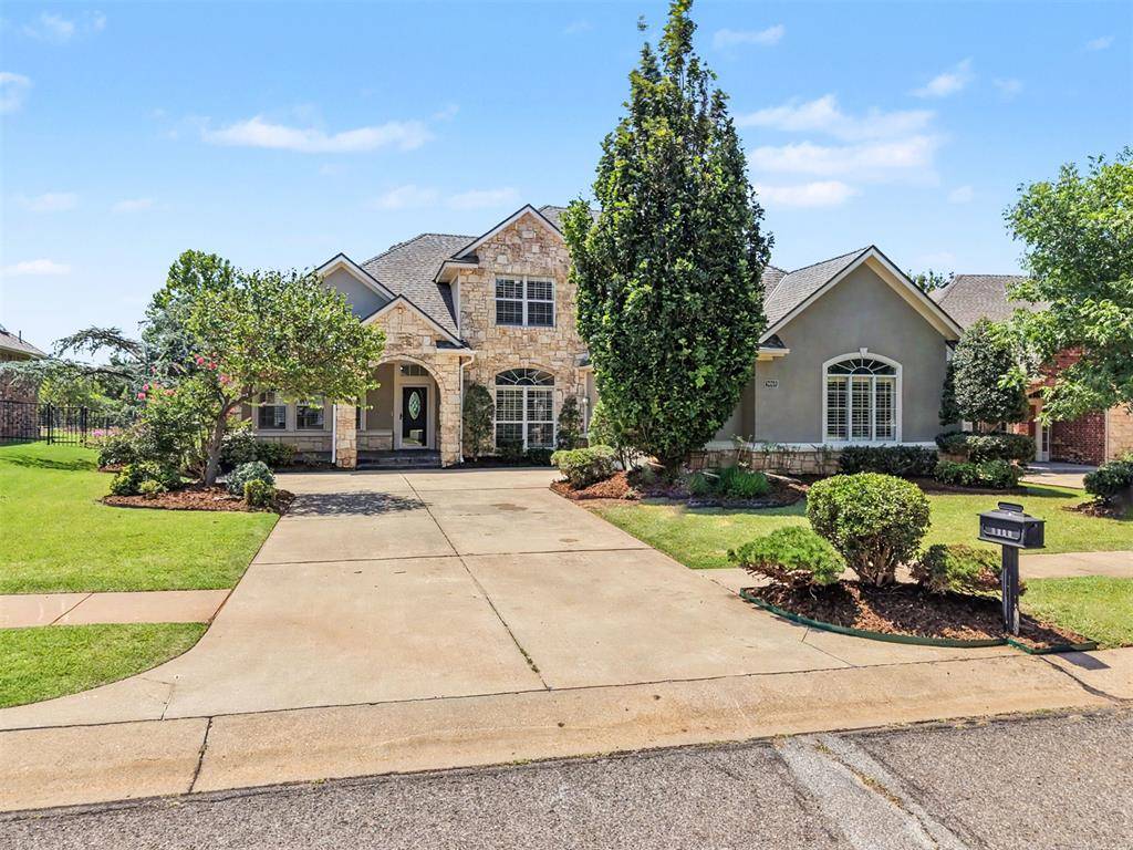 3808 Woodshadow RD, Edmond, OK 73003