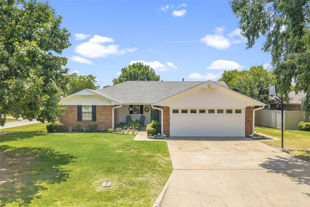 1900 8th NW, Ardmore, OK 73401