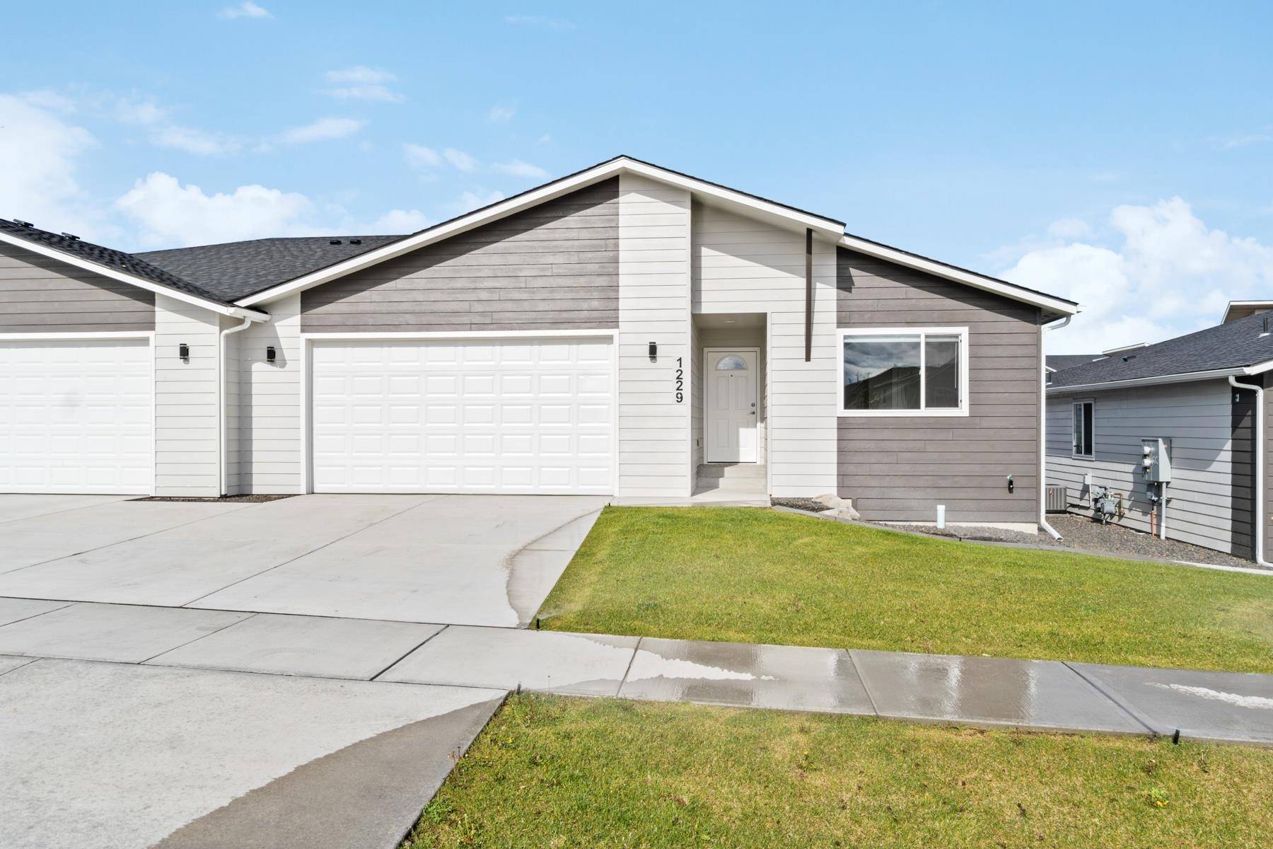1305 N Coach Dr #1307, Spokane Valley, WA 99016