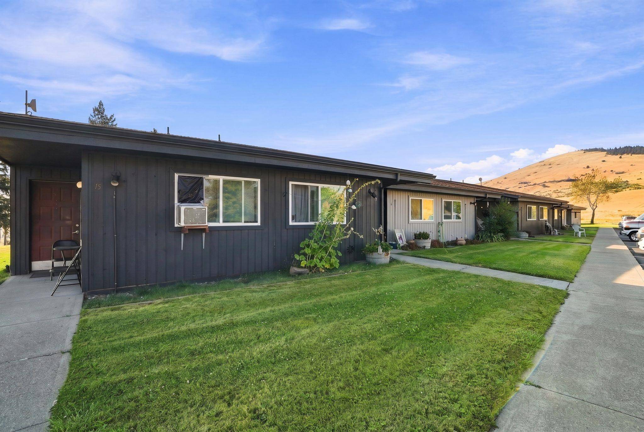 540 N Madison St, Tekoa, WA 99033