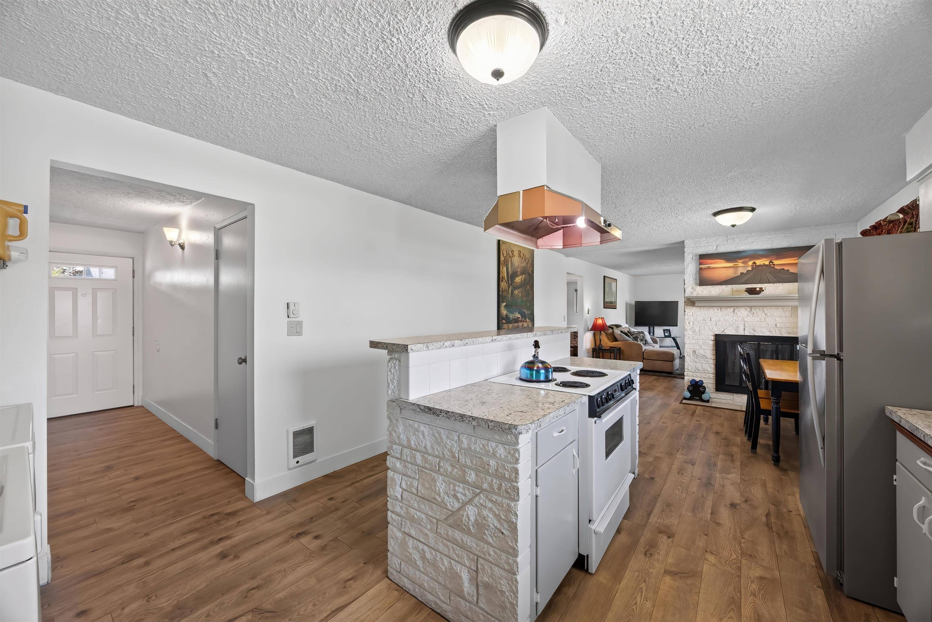 11515 E 10th Ave, Spokane Valley, WA 99206