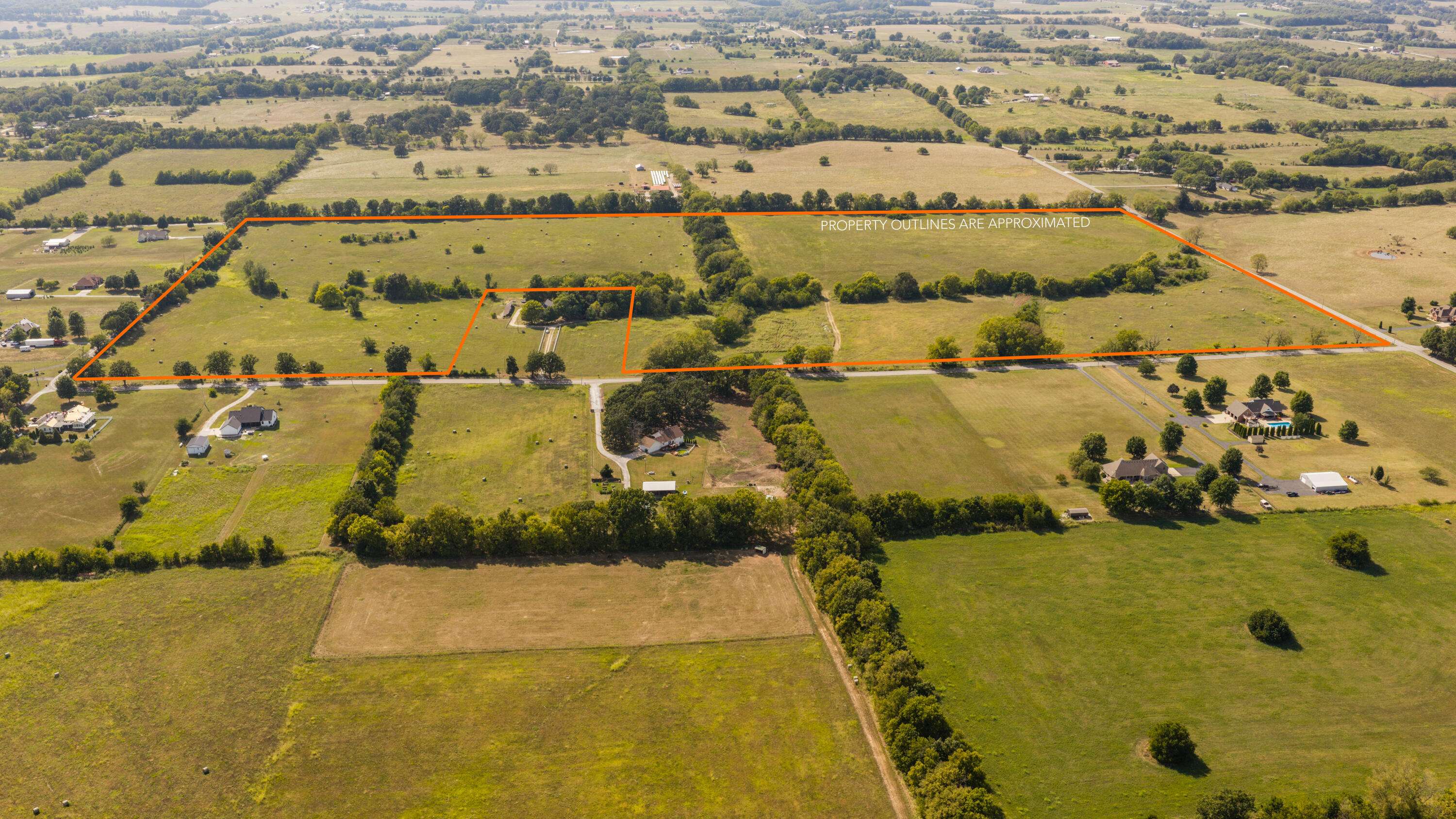 000 S Farm Rd 67, Republic, MO 65738