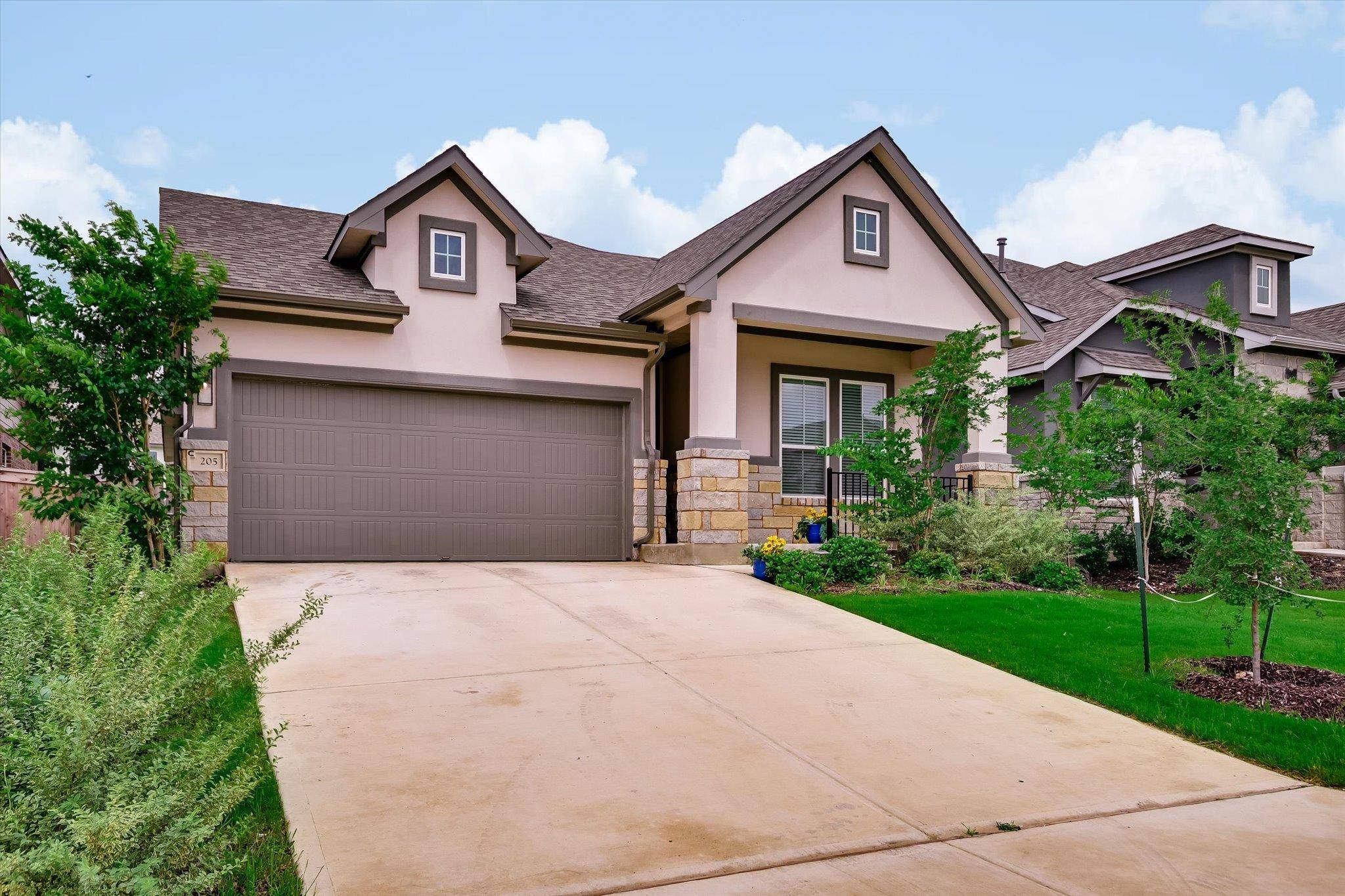 205 Wingstem WAY, Georgetown, TX 78633