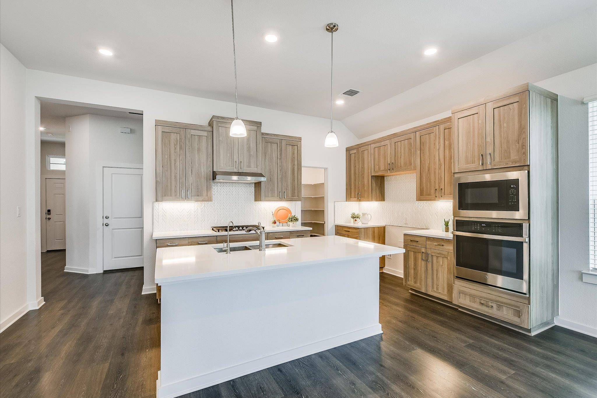 205 Wingstem WAY, Georgetown, TX 78633