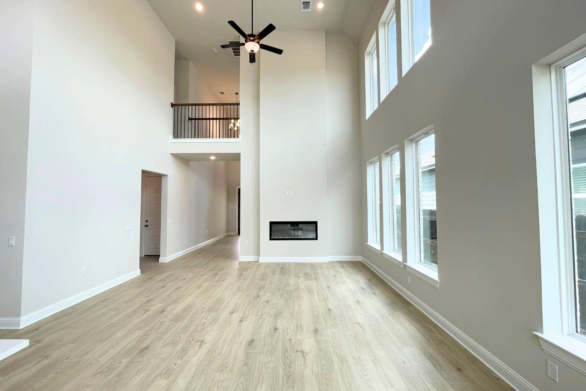 9609 Gladsome PATH, Manor, TX 78653