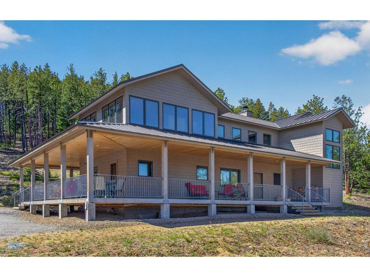 942 Spruce, Lyons, CO 80540